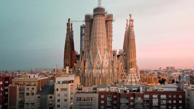 Barcelona in 4 Days: Long Weekend Itinerary & PTO Planner for 2026